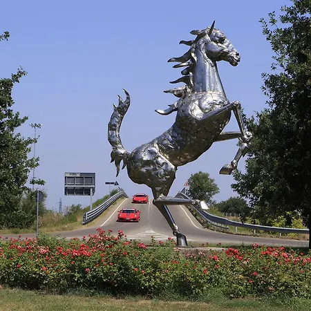 Maranello Residence Maranello